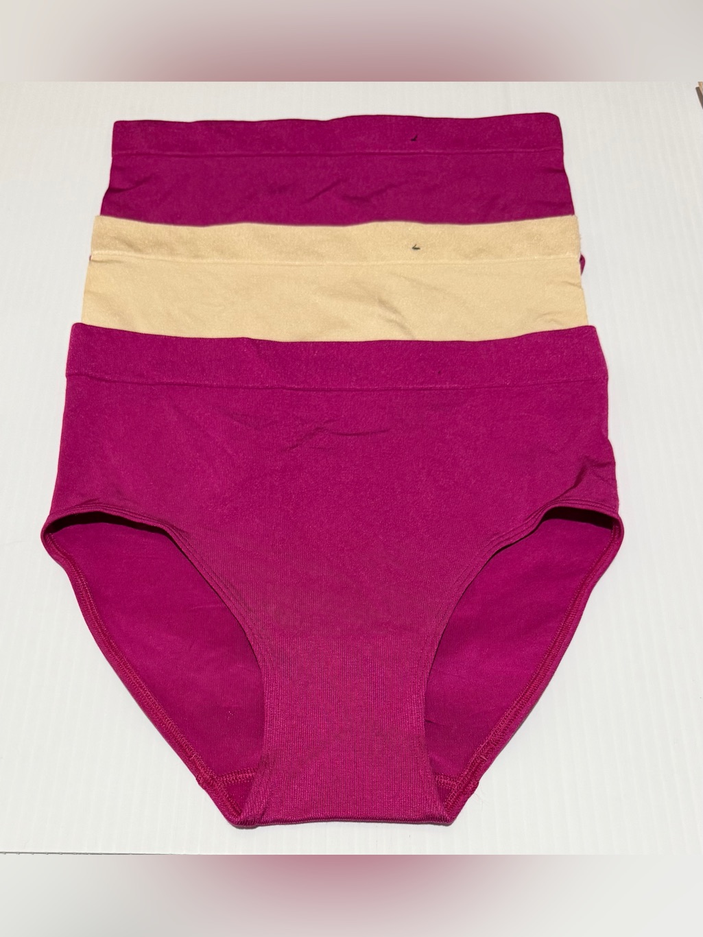 Wacoal 3-Pack Assorted B-Smooth Seamless Briefs